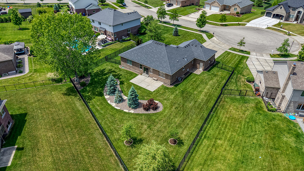 12427 Pemrose Court