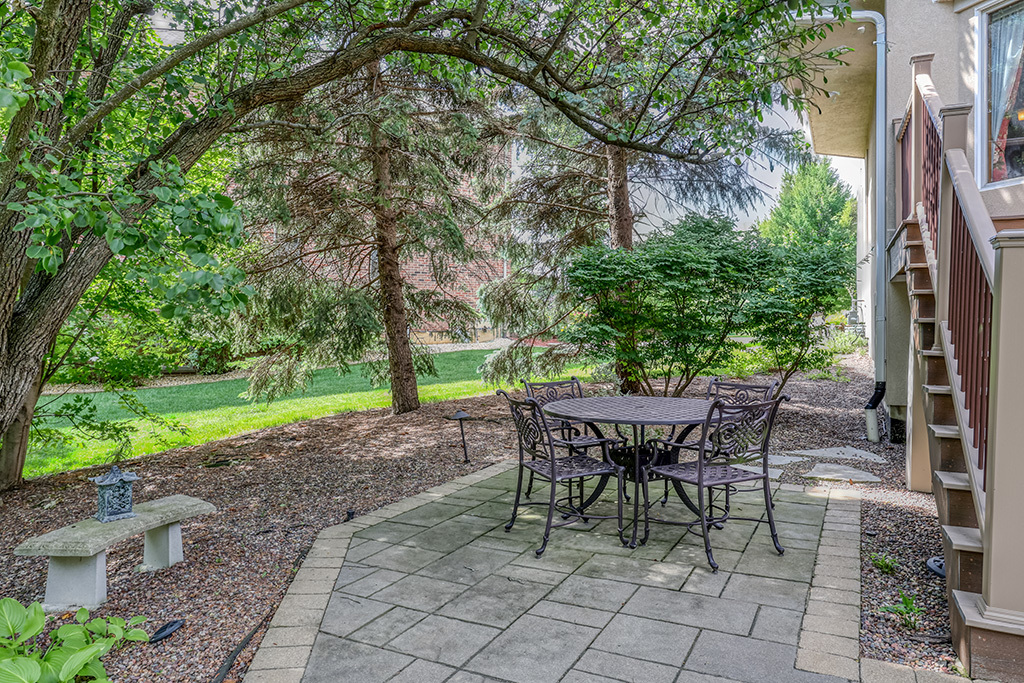 1259 Abbey Oaks Drive