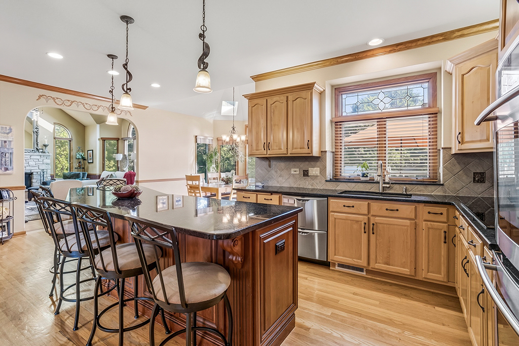 1259 Abbey Oaks Drive
