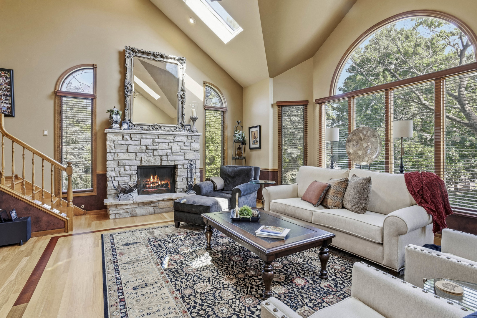 1259 Abbey Oaks Drive