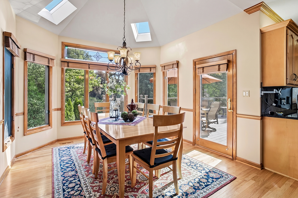 1259 Abbey Oaks Drive