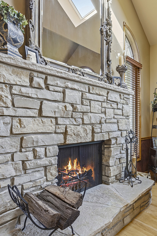 1259 Abbey Oaks Drive