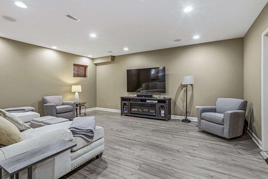 1259 Abbey Oaks Drive