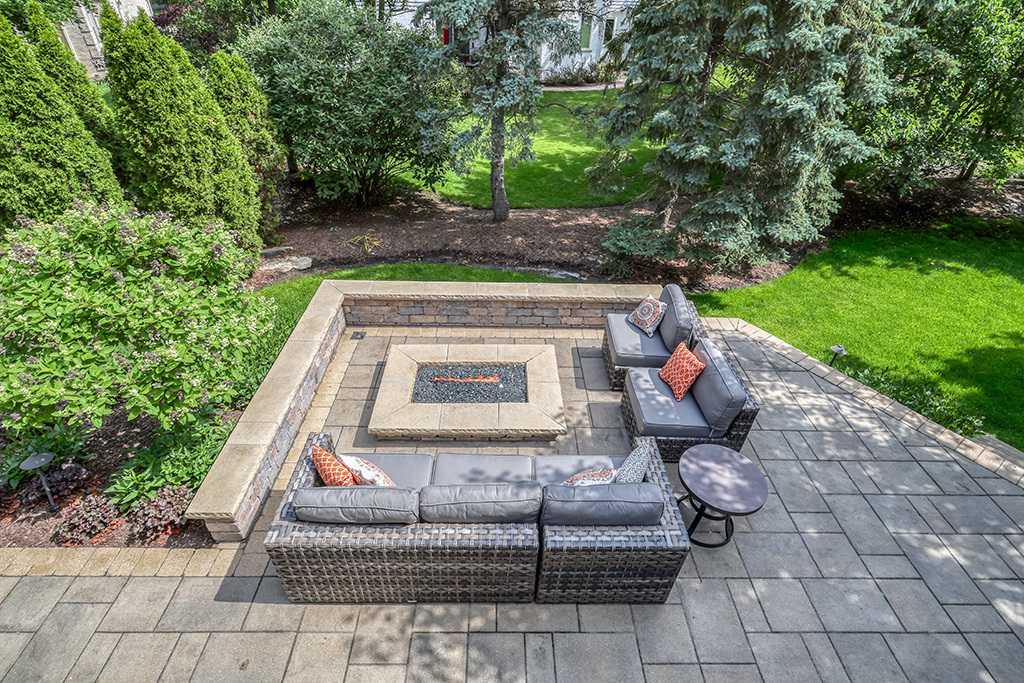1259 Abbey Oaks Drive