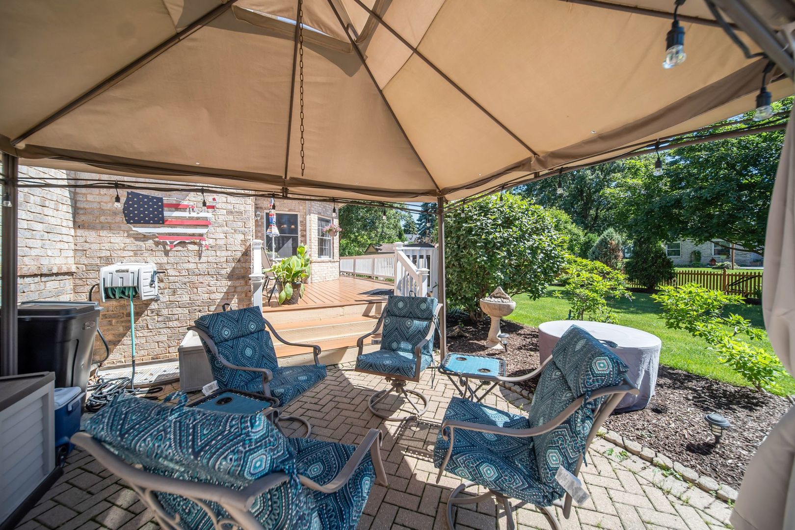 1233 Eagle Crest Drive
