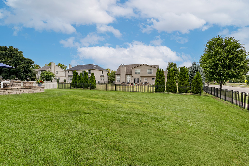 25212 Balmoral Drive