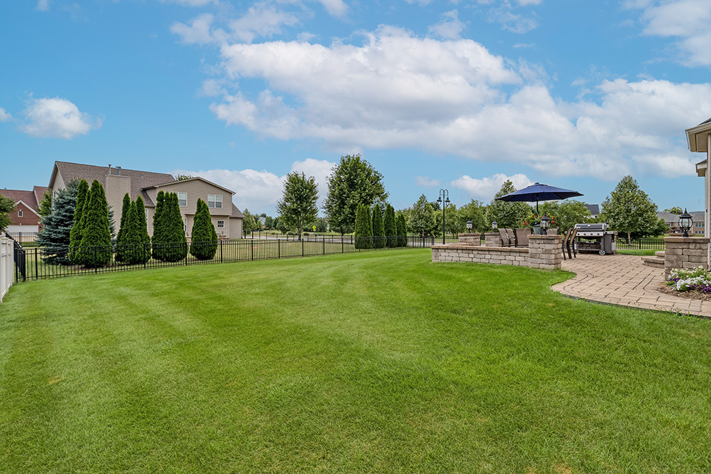 25212 Balmoral Drive