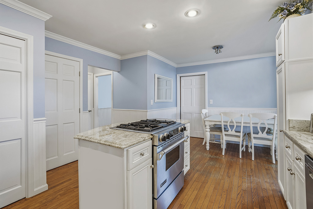 403 Sara Avenue