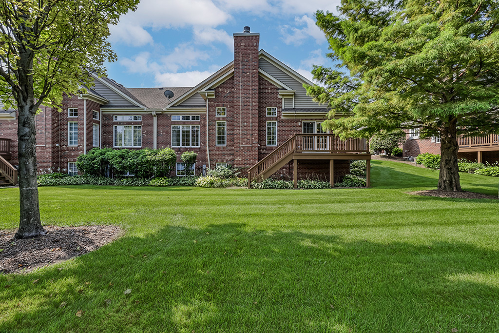 13216 Greenleaf Trail