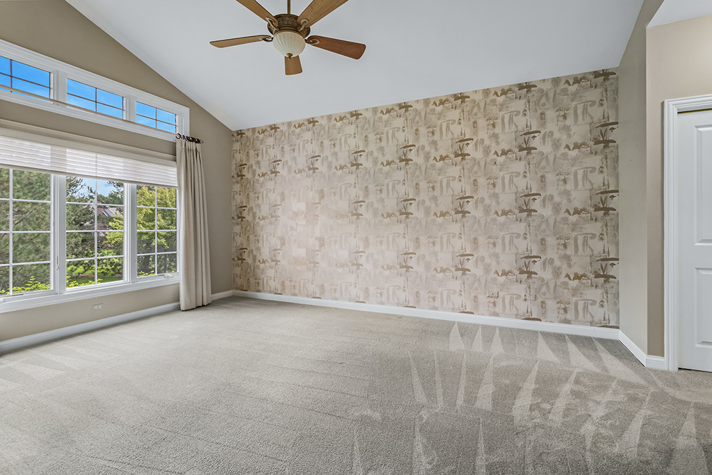 13216 Greenleaf Trail