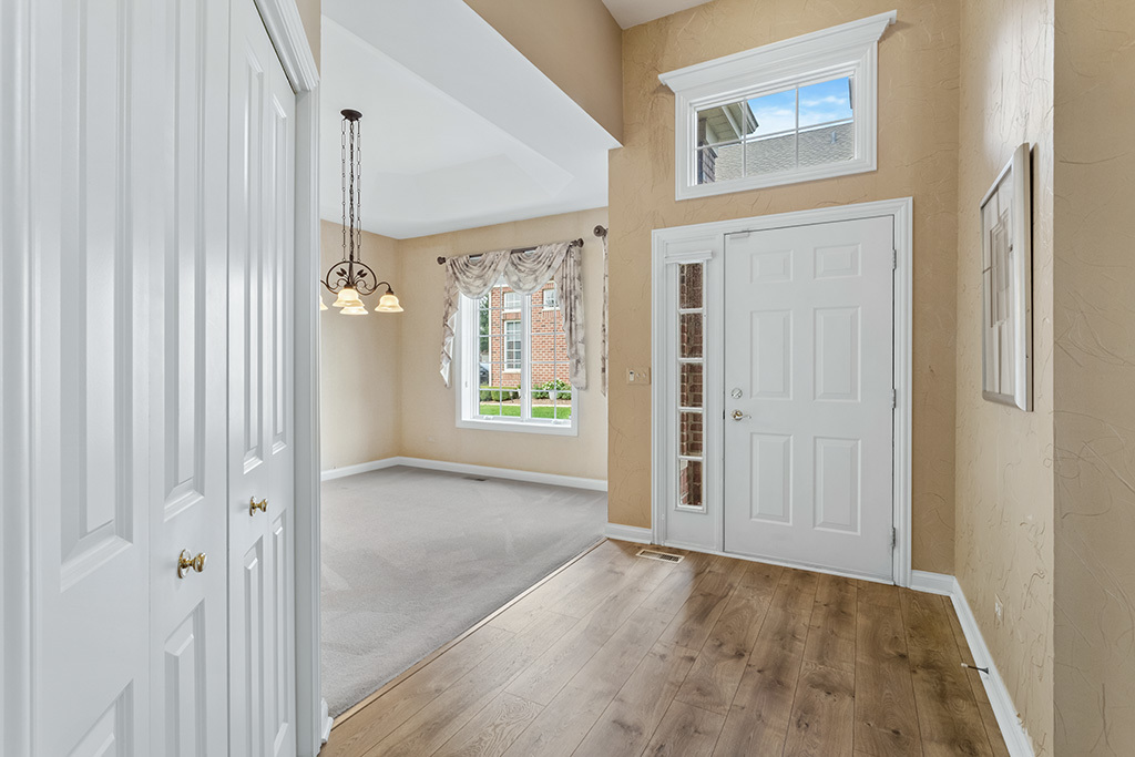 13216 Greenleaf Trail