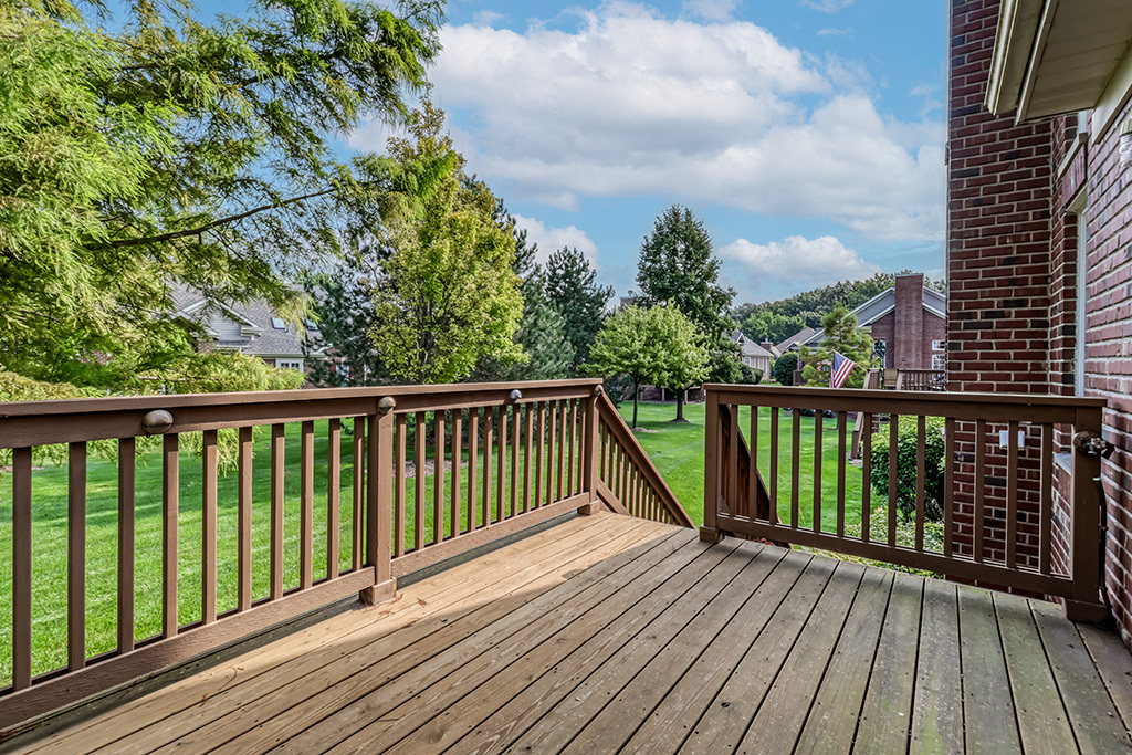 13216 Greenleaf Trail