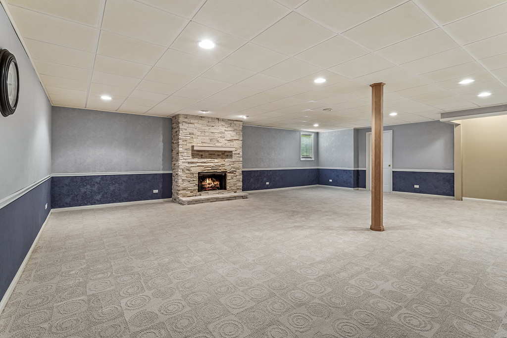 13216 Greenleaf Trail