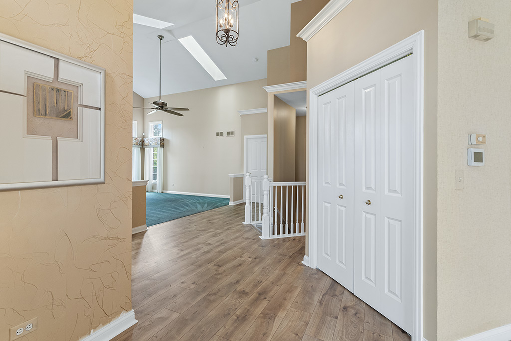 13216 Greenleaf Trail