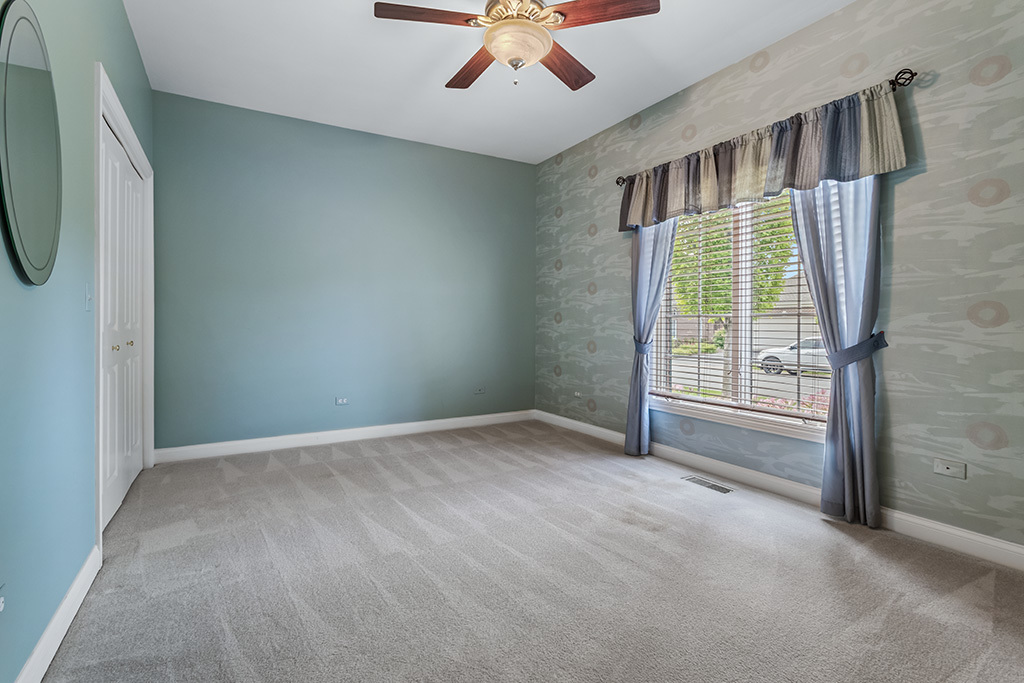 13216 Greenleaf Trail