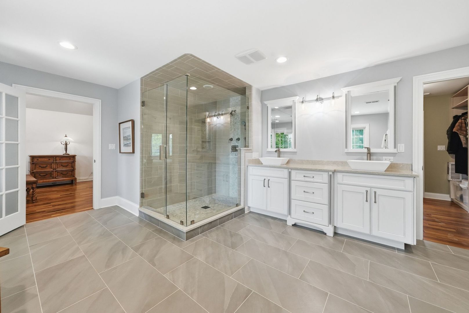 105 Forest Edge Drive