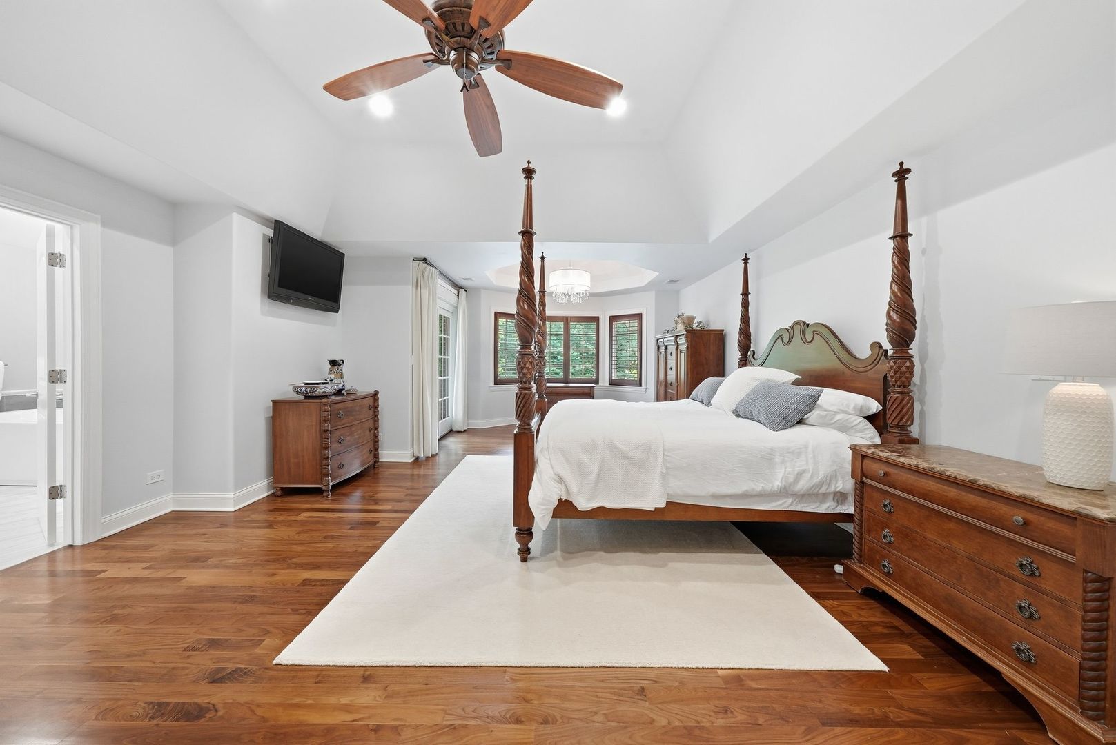 105 Forest Edge Drive