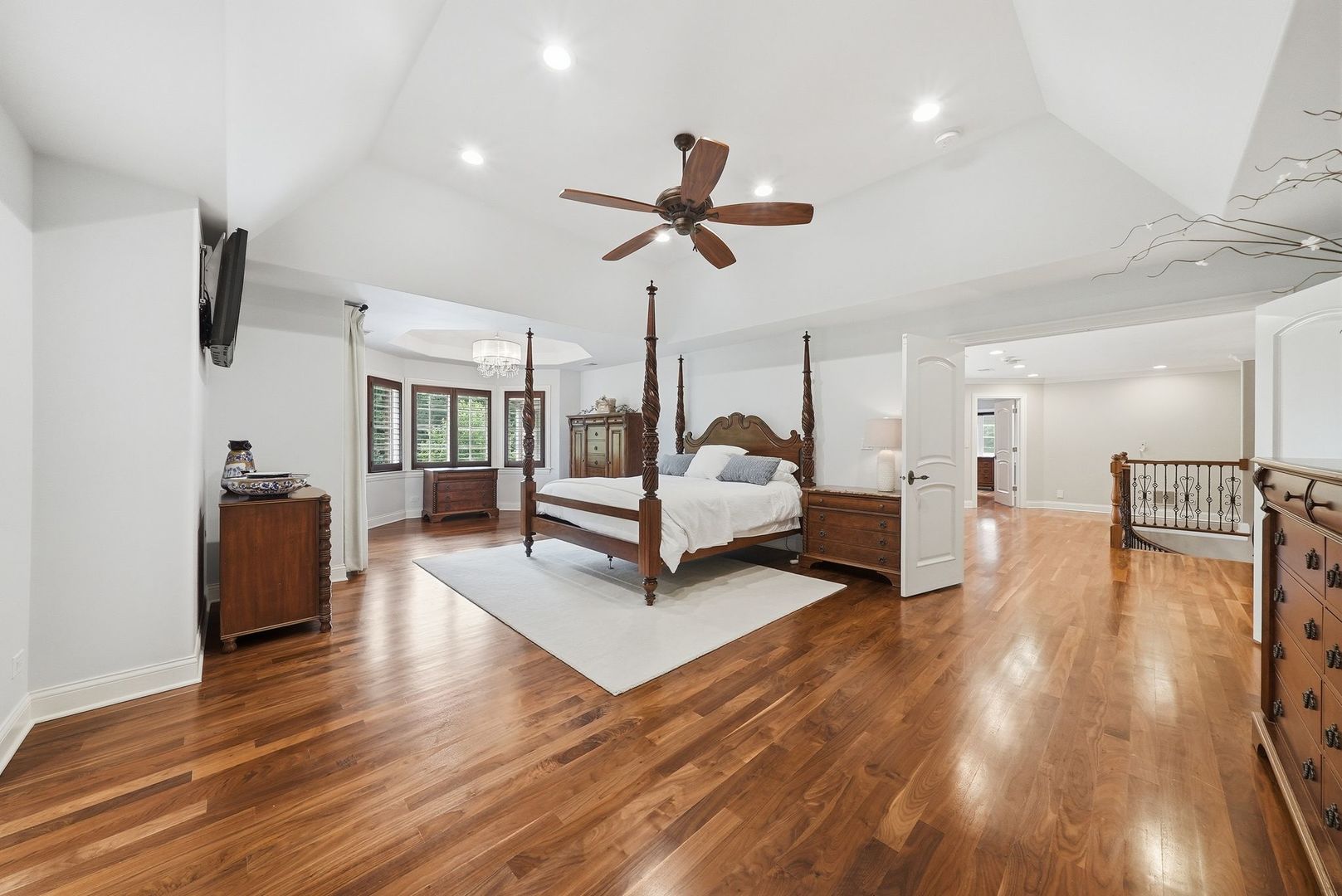 105 Forest Edge Drive