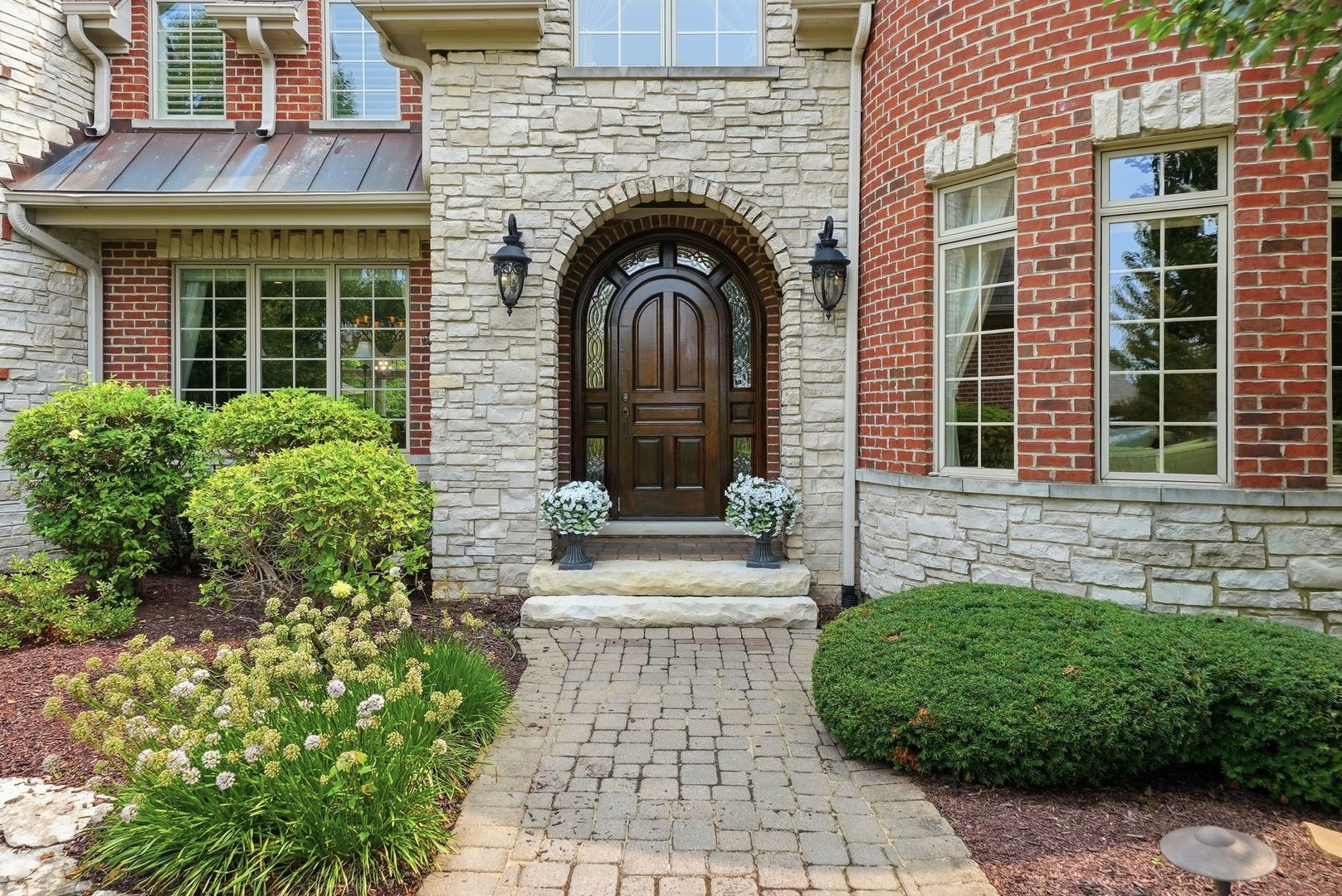105 Forest Edge Drive