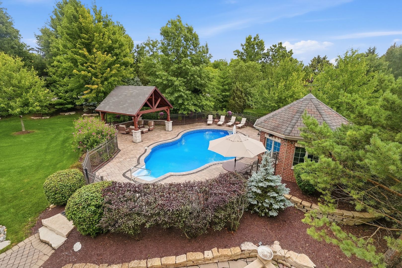 105 Forest Edge Drive