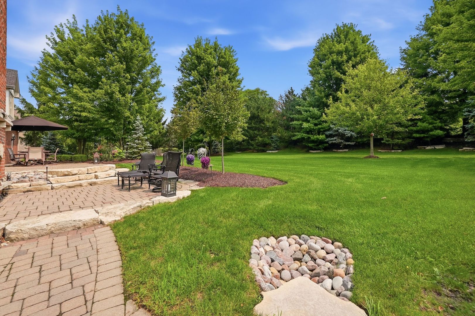 105 Forest Edge Drive