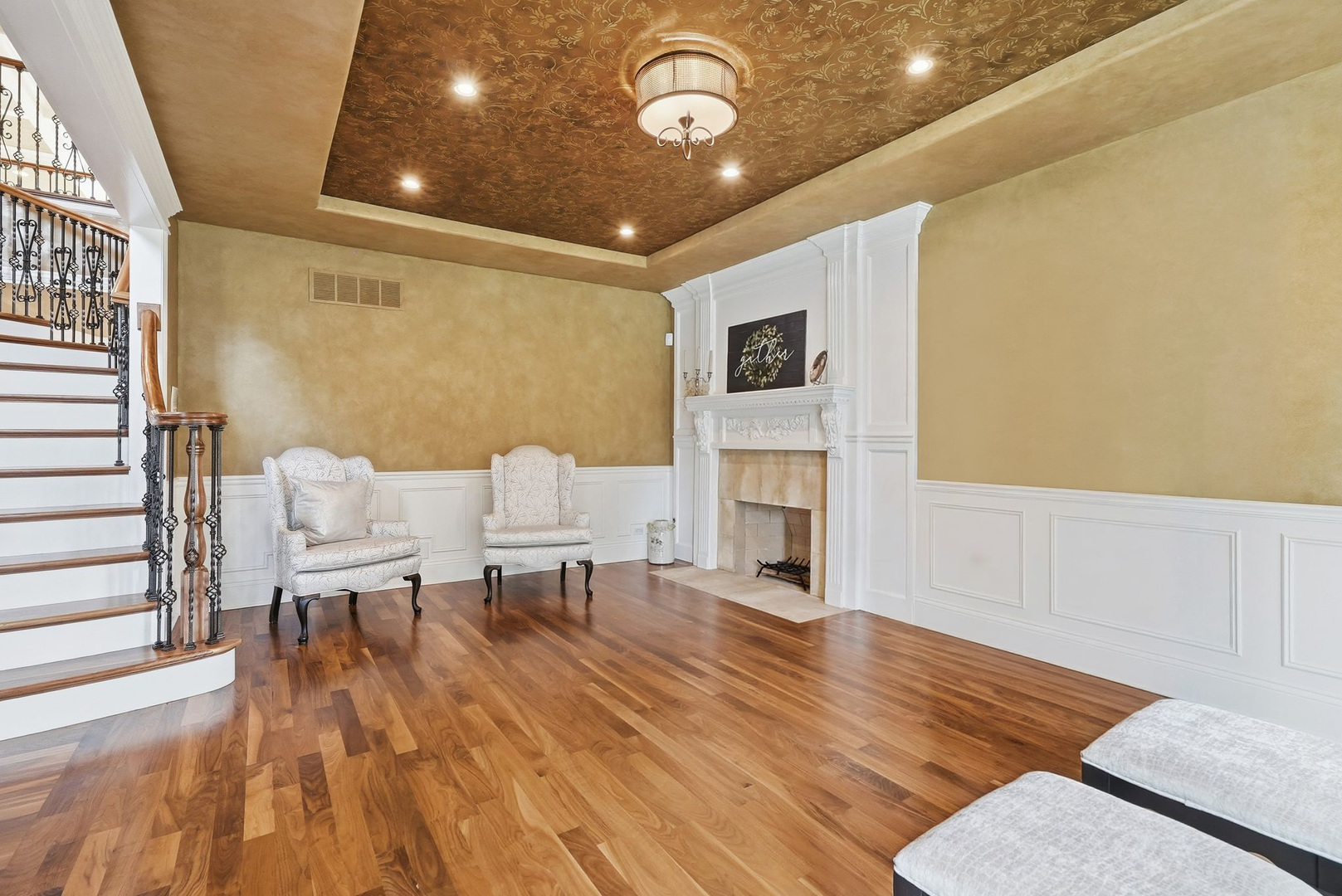 105 Forest Edge Drive