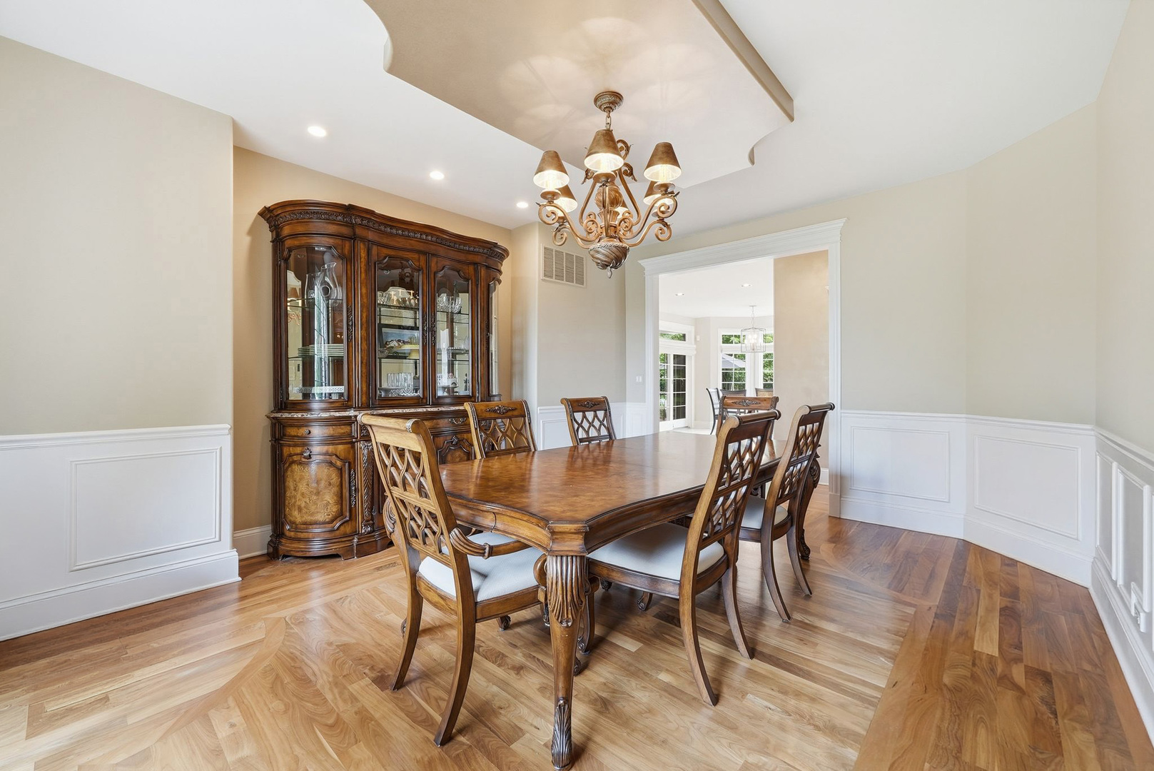 105 Forest Edge Drive