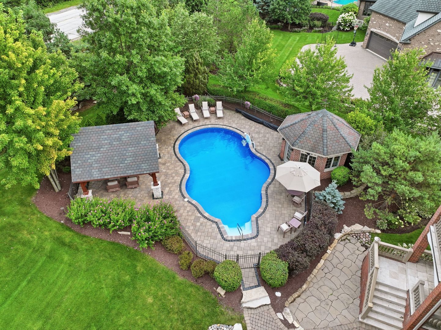 105 Forest Edge Drive