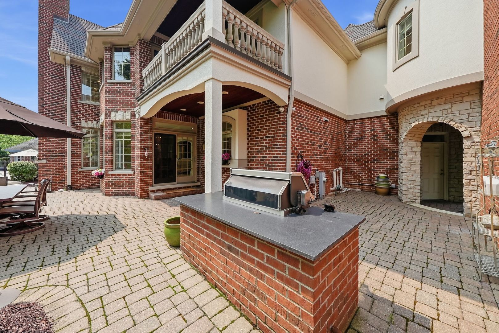 105 Forest Edge Drive