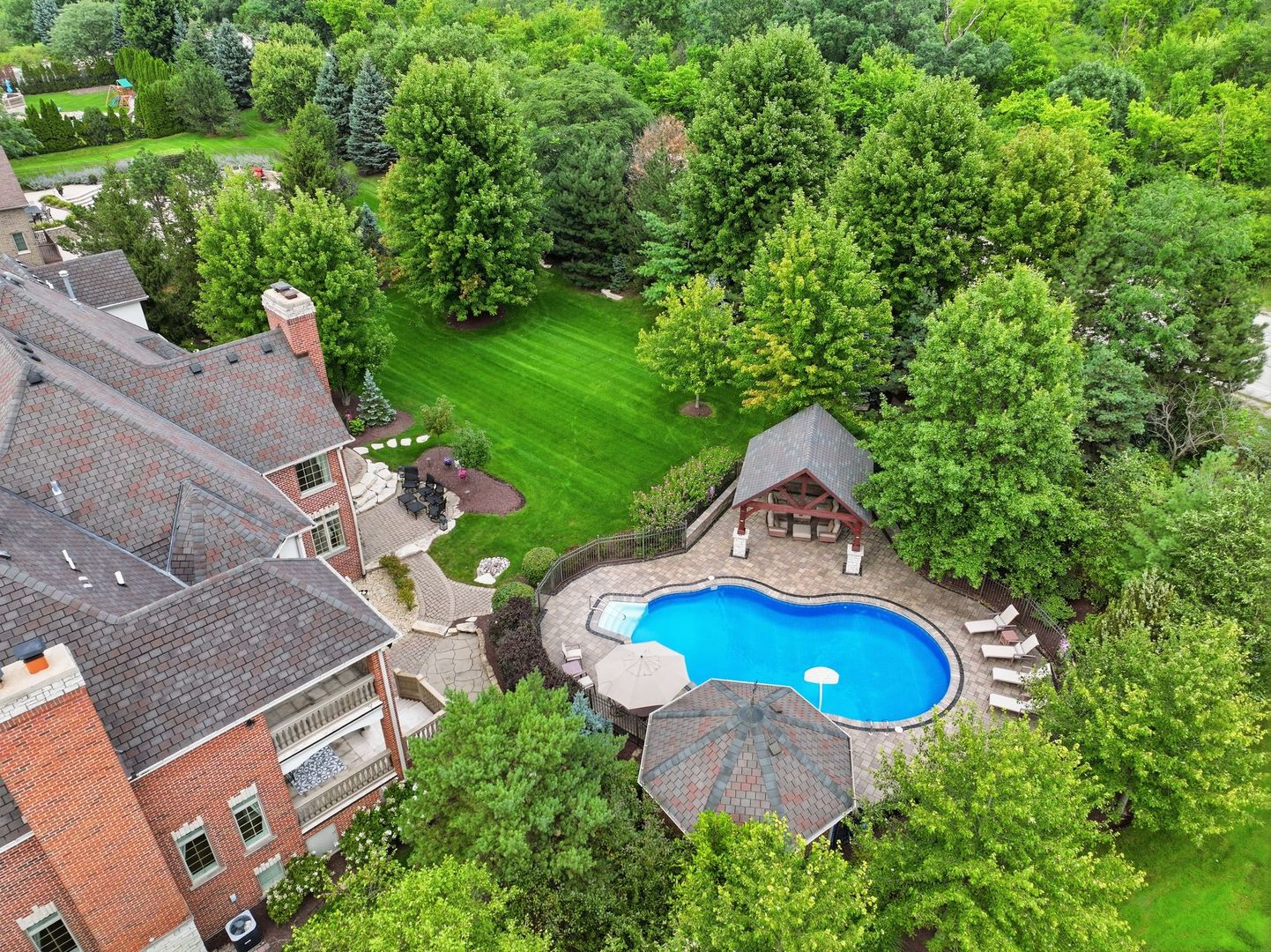 105 Forest Edge Drive