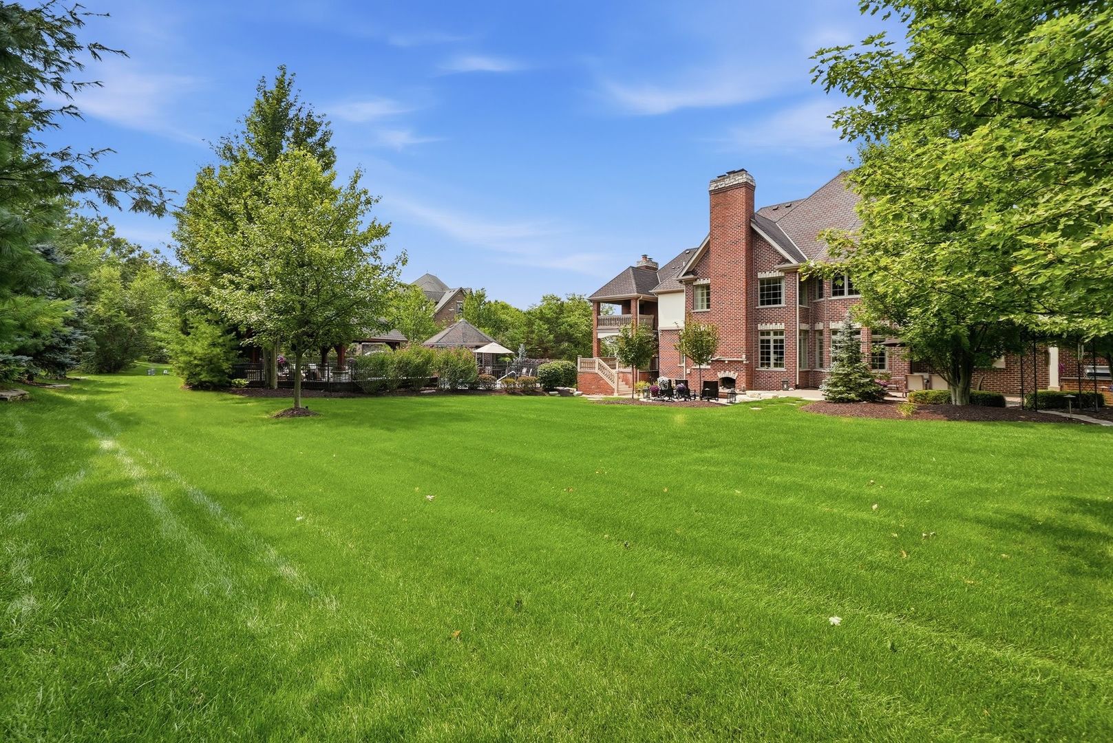 105 Forest Edge Drive