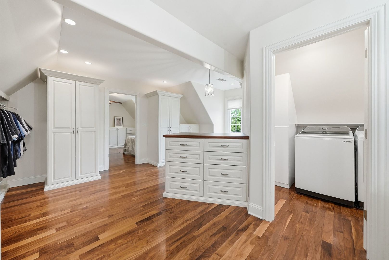 105 Forest Edge Drive