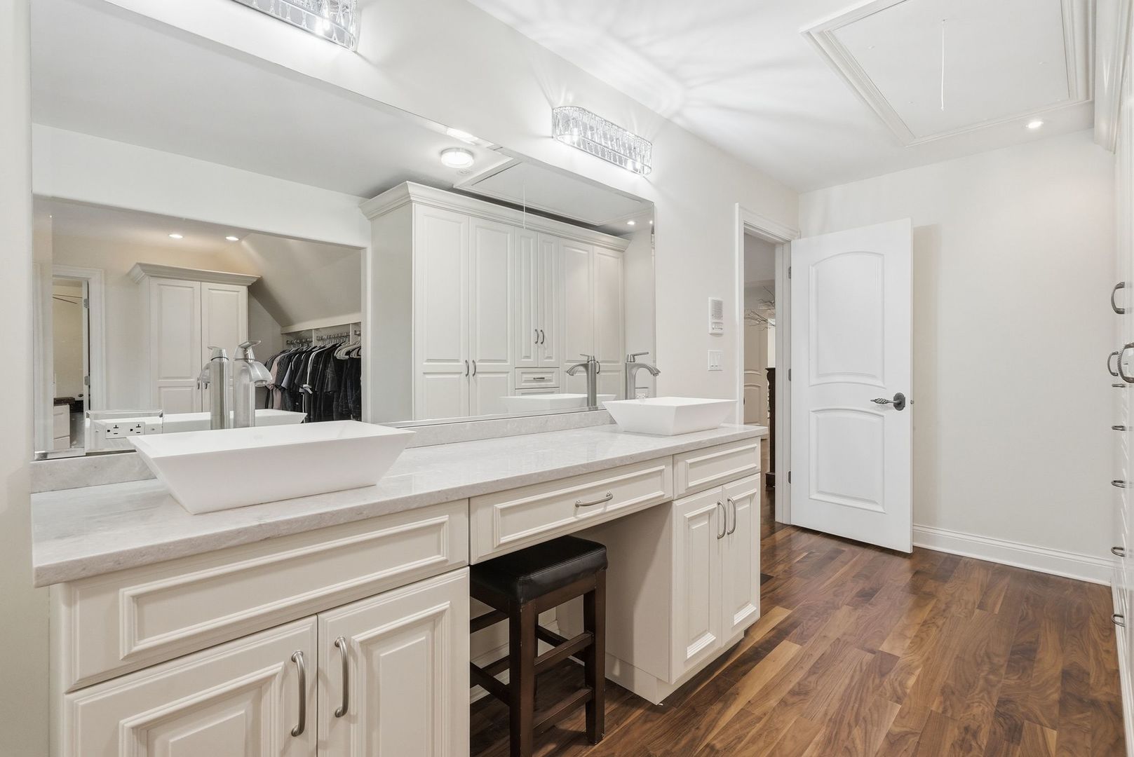 105 Forest Edge Drive
