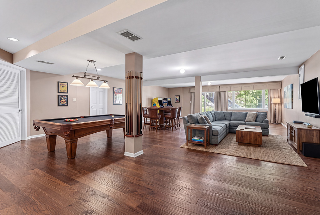18106 Waterside Circle