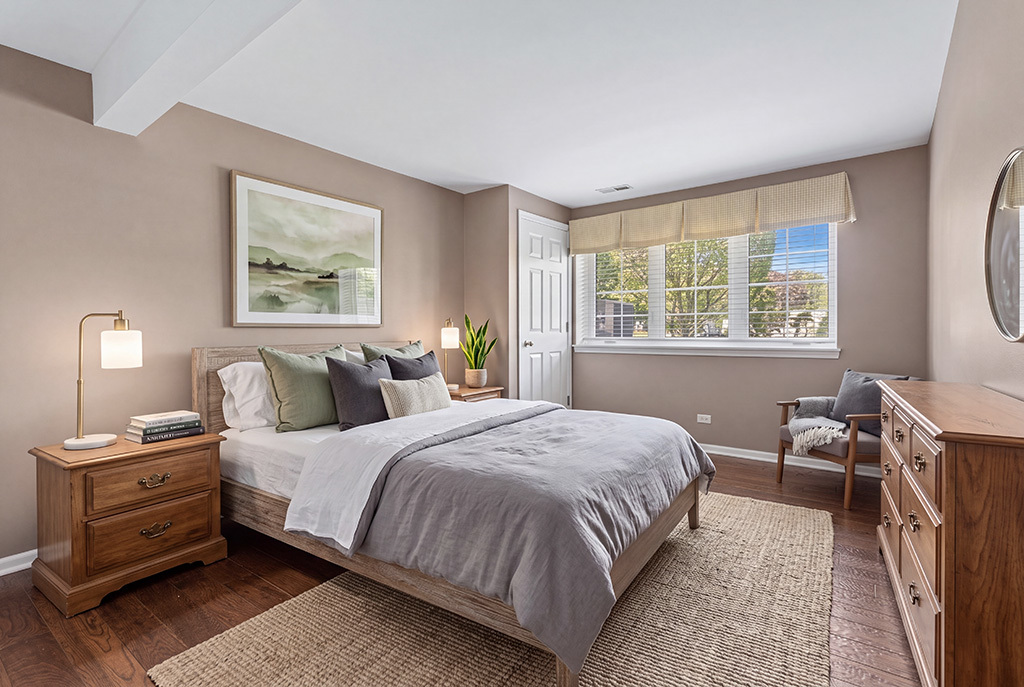 18106 Waterside Circle