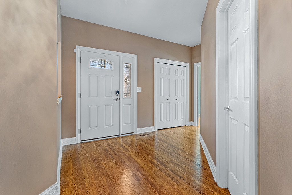 18106 Waterside Circle