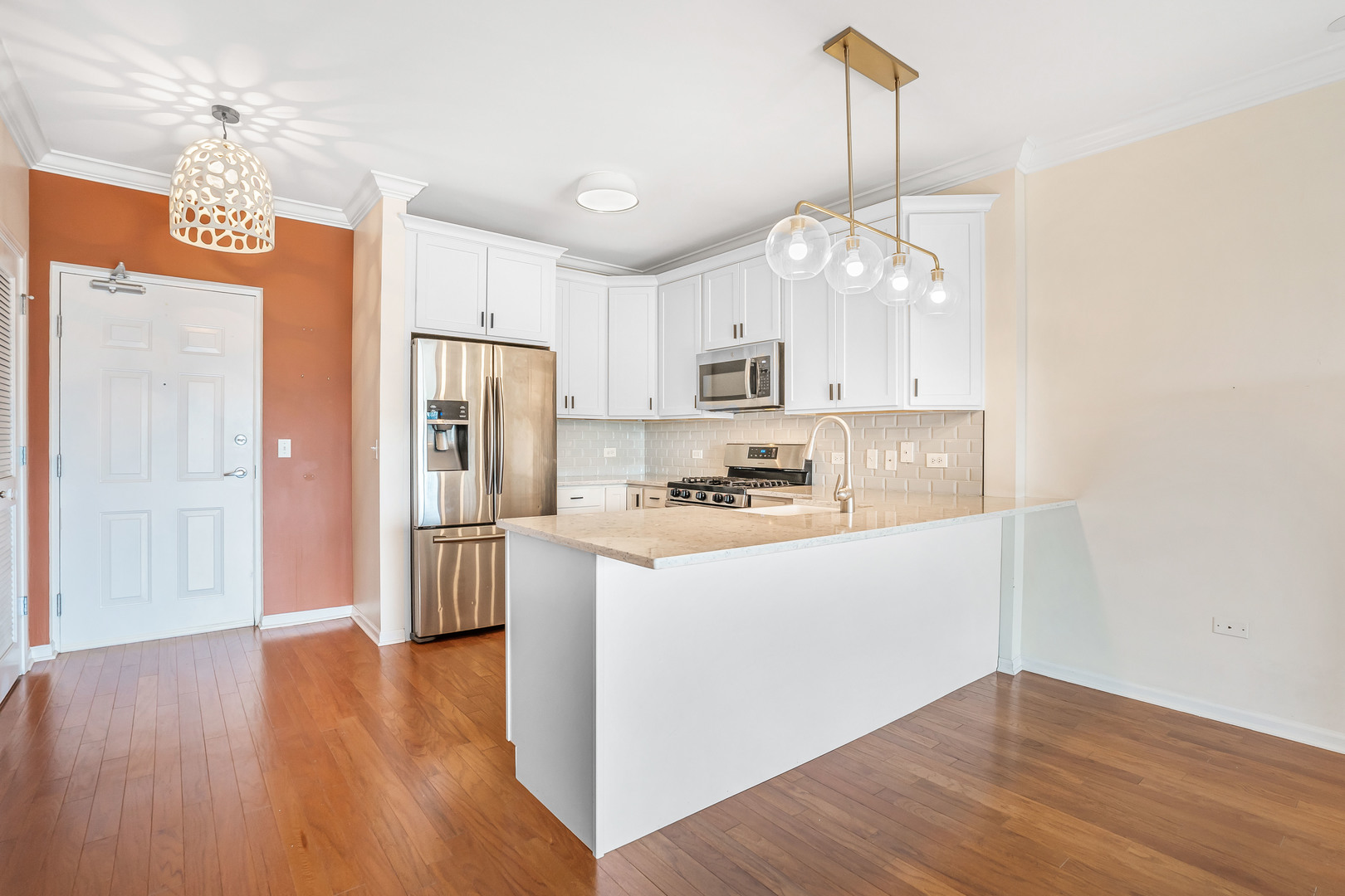 145 S York Street Unit: 420
