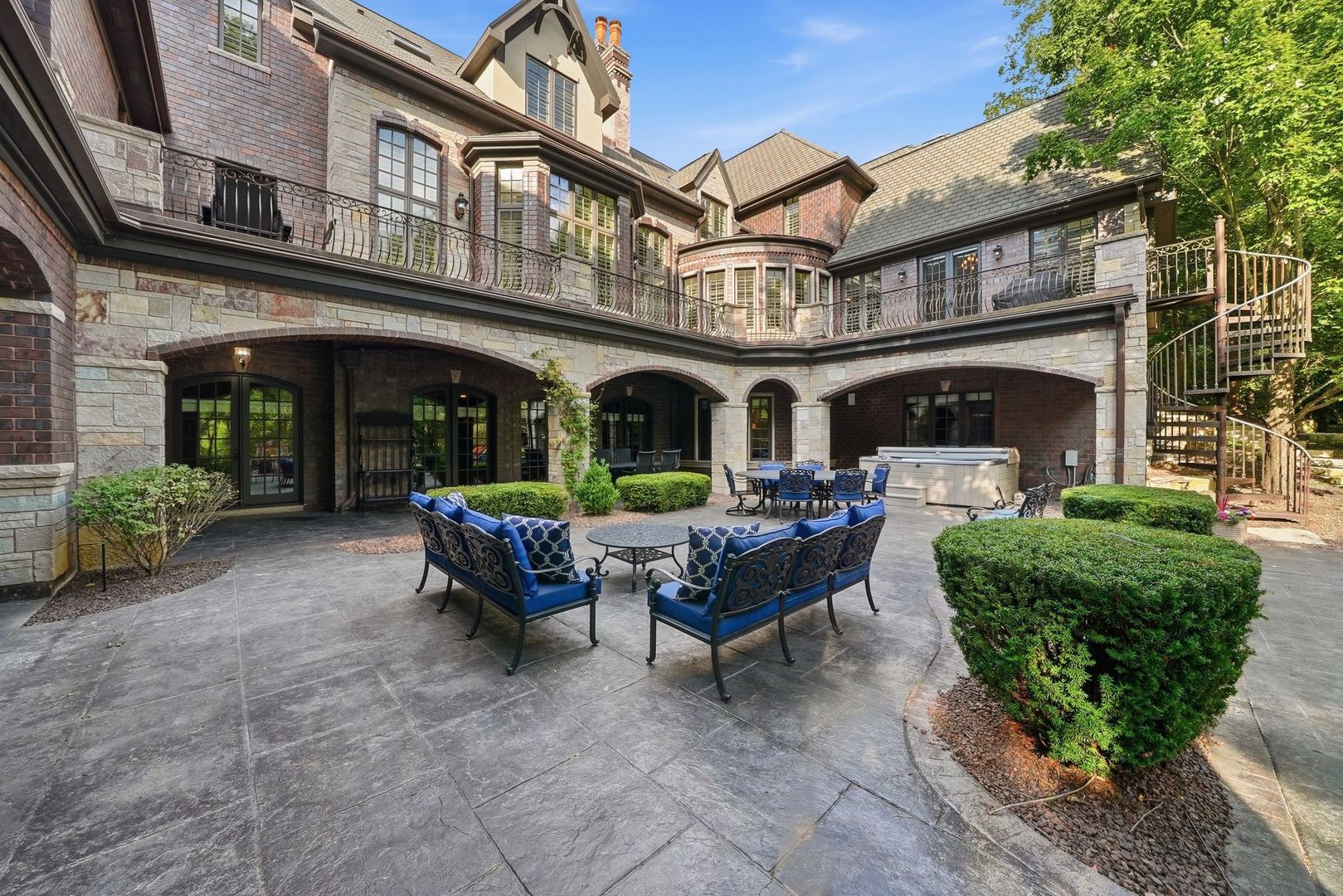 501 Chatfield Road
