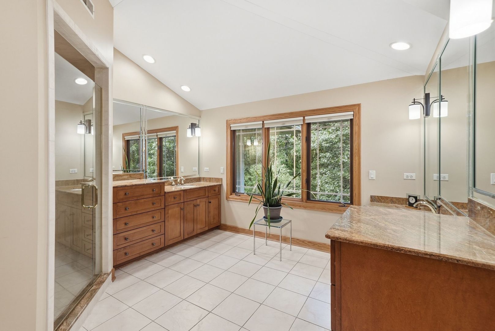 13001 Ravine Drive