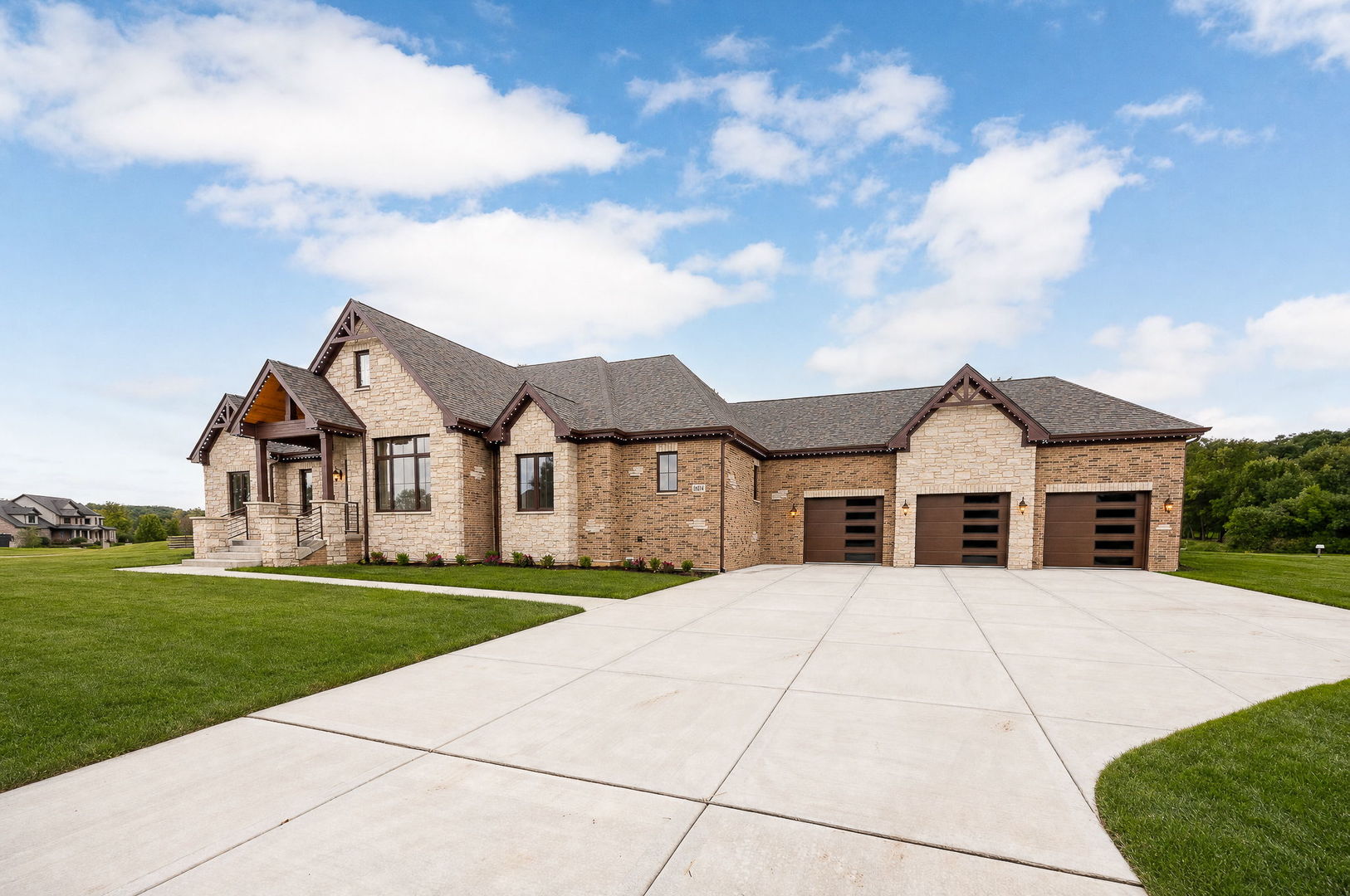 16514 Pine Hill Drive