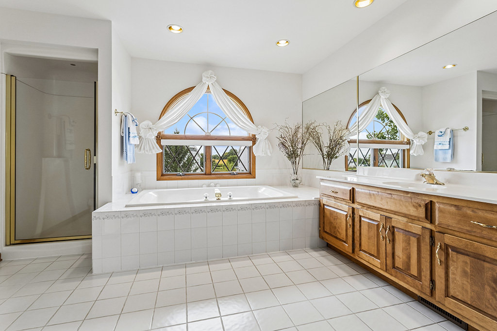 15433 W 163rd Street