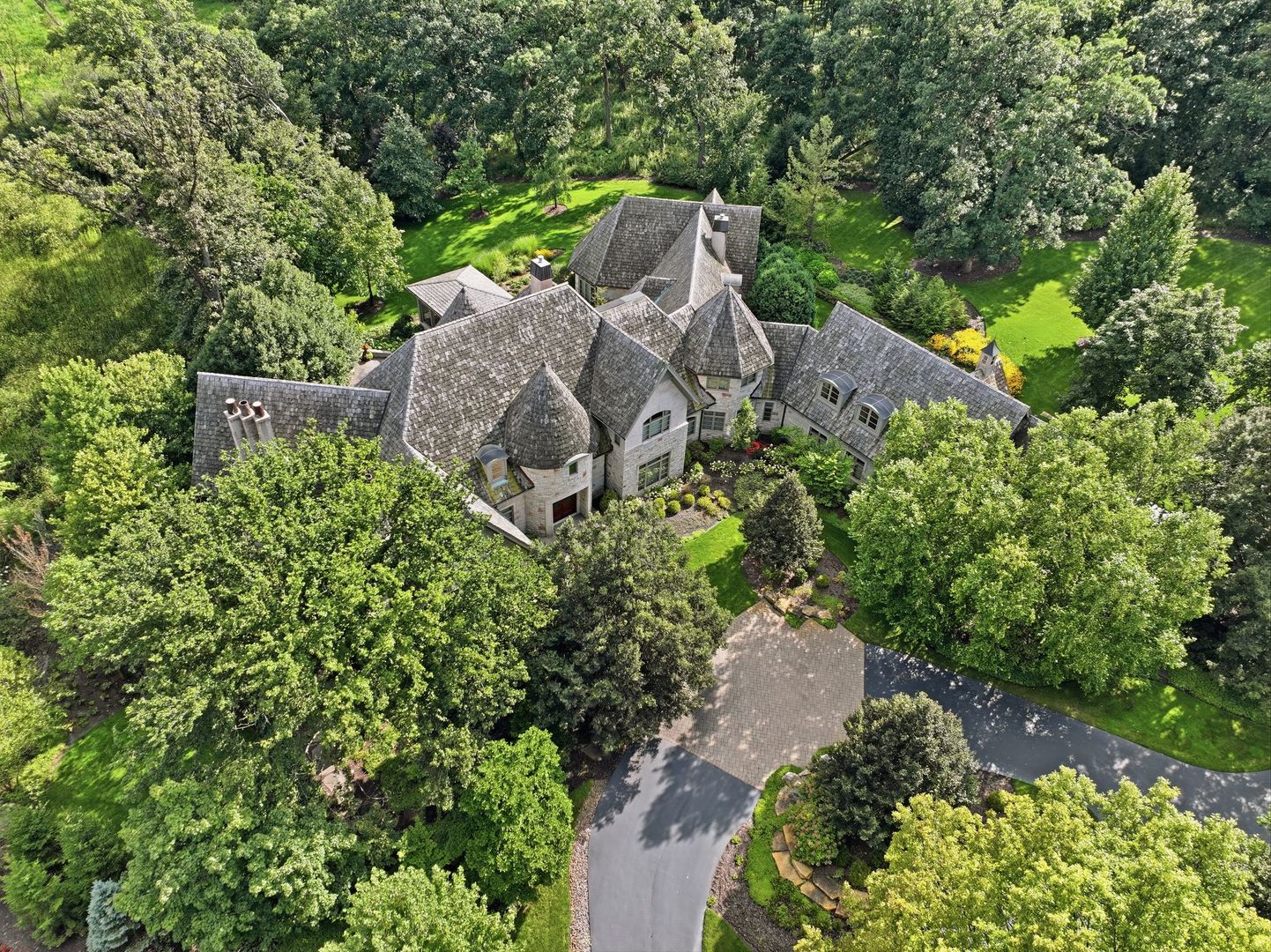 16 Riva Ridge