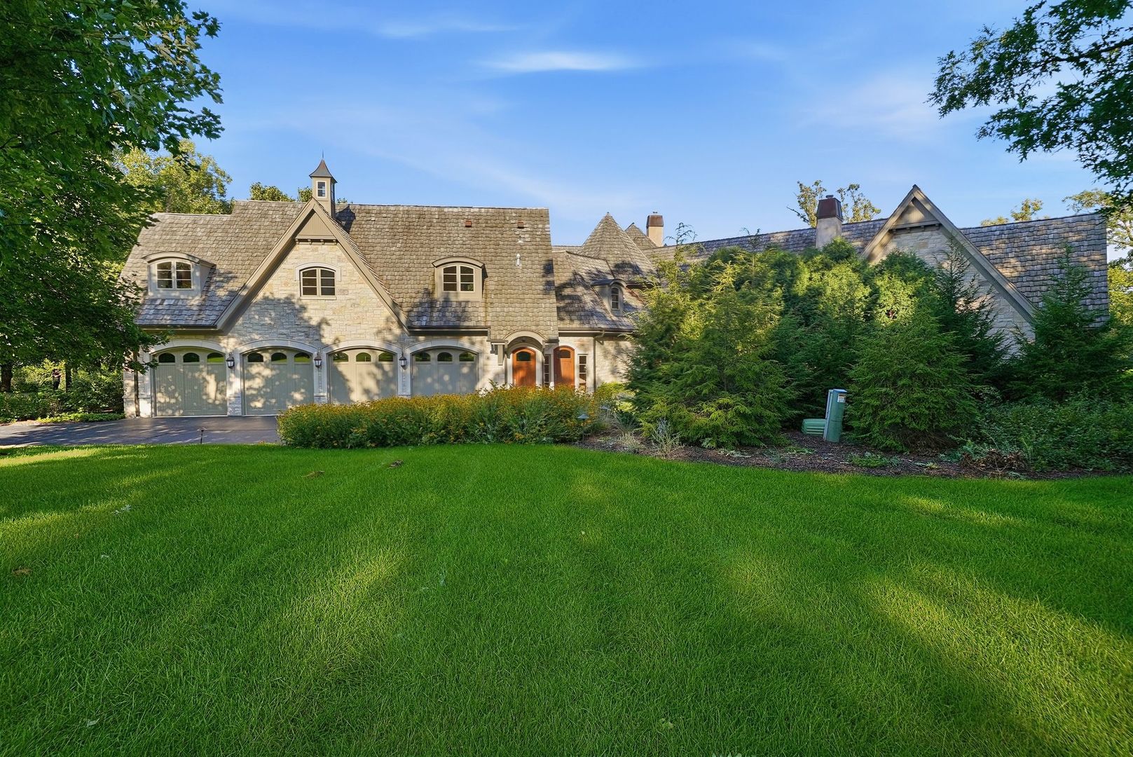 16 Riva Ridge