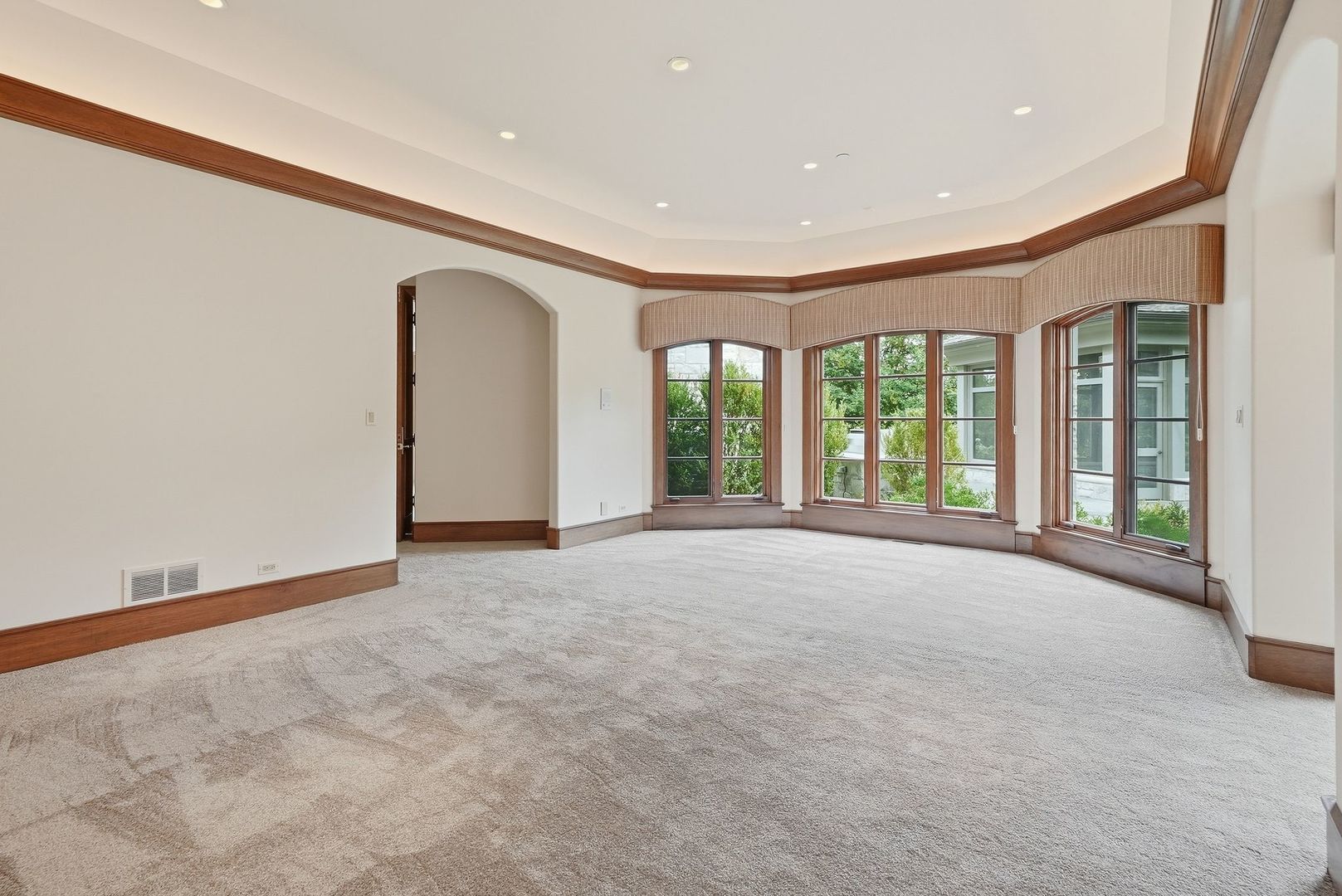 16 Riva Ridge