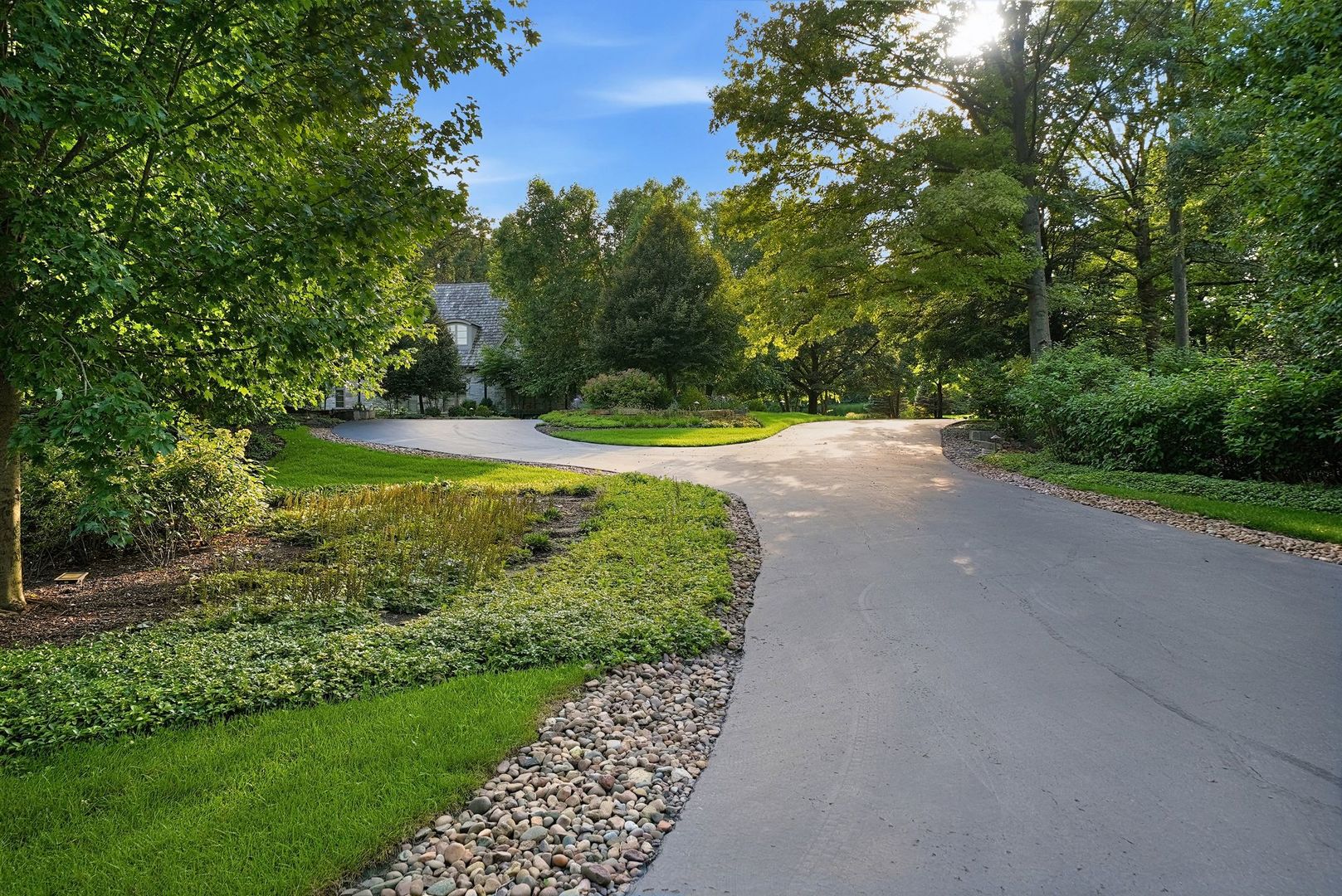 16 Riva Ridge