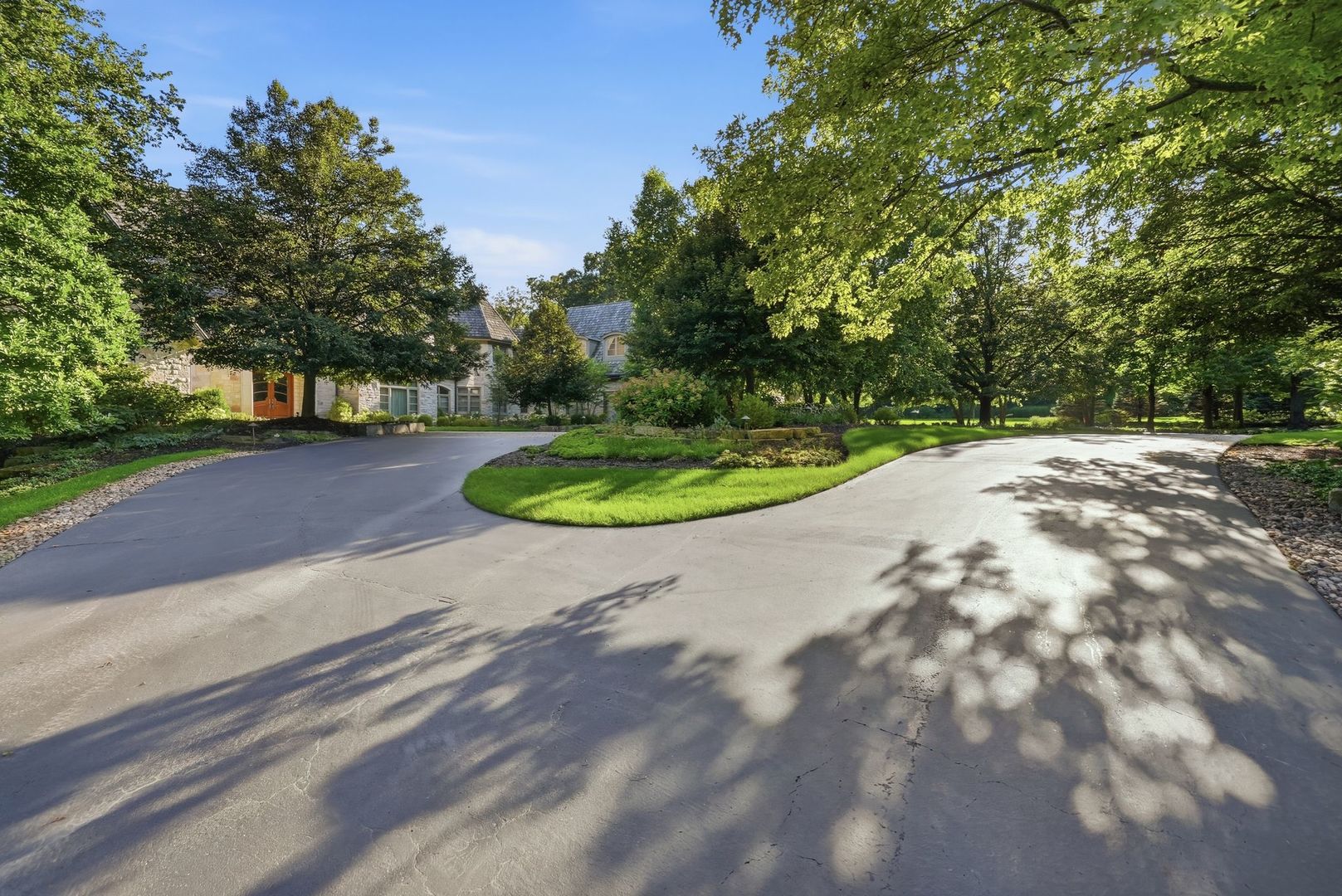 16 Riva Ridge