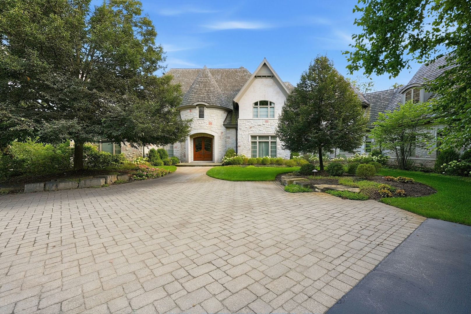 16 Riva Ridge