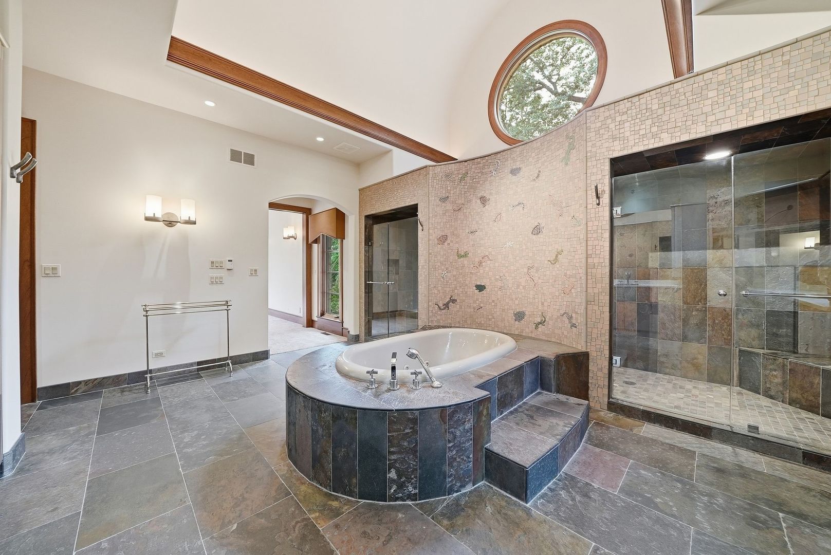 16 Riva Ridge