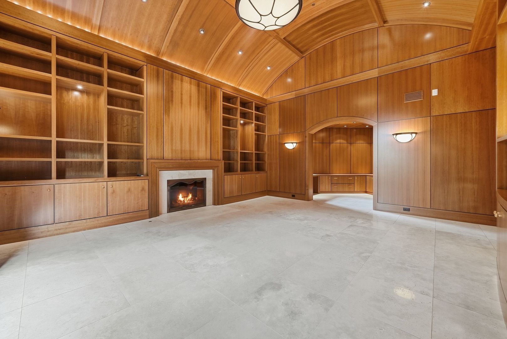 16 Riva Ridge