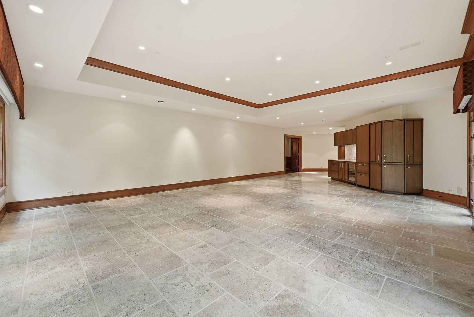 16 Riva Ridge